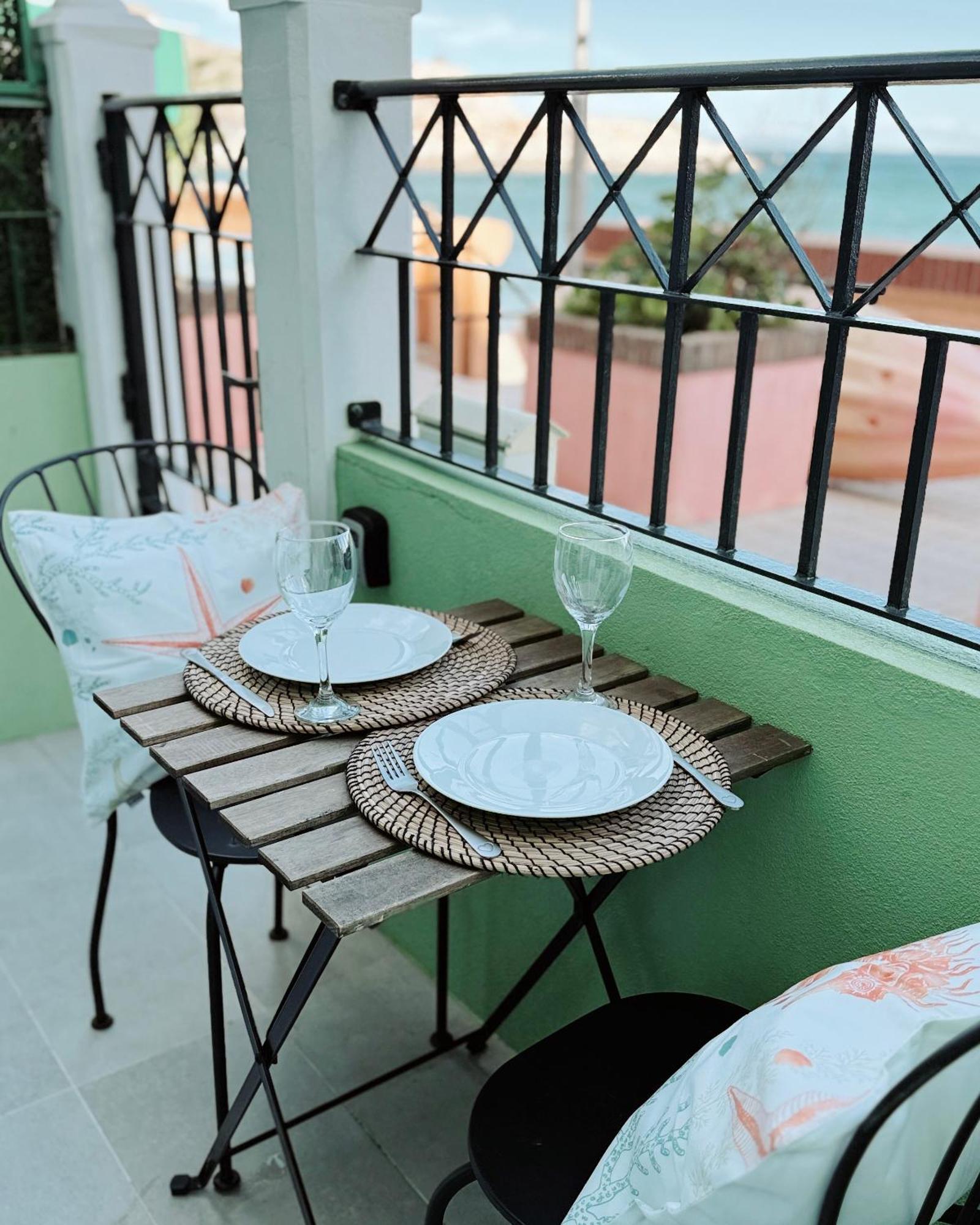 Unique Waterfront Duplex On The Mediterranean - Caleta, Catalan Bay Gibraltar Exterior photo