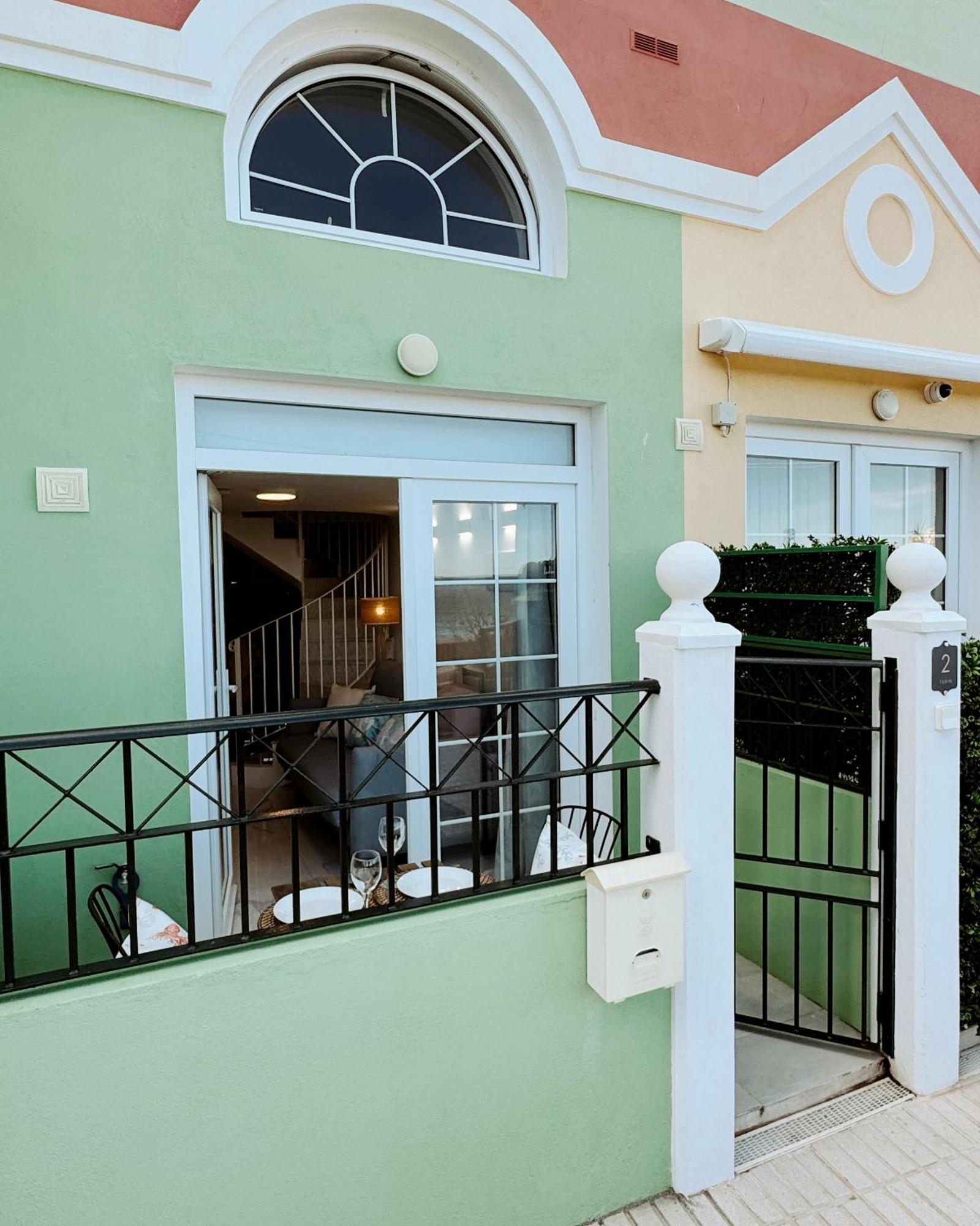 Unique Waterfront Duplex On The Mediterranean - Caleta, Catalan Bay Gibraltar Exterior photo